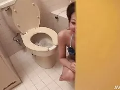 Latina, sus dedos en ...